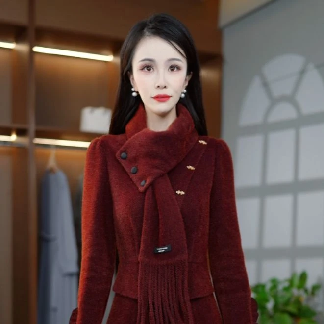 2025秋季新款精致设计感复古显瘦保暖加厚连衣裙M-4XL