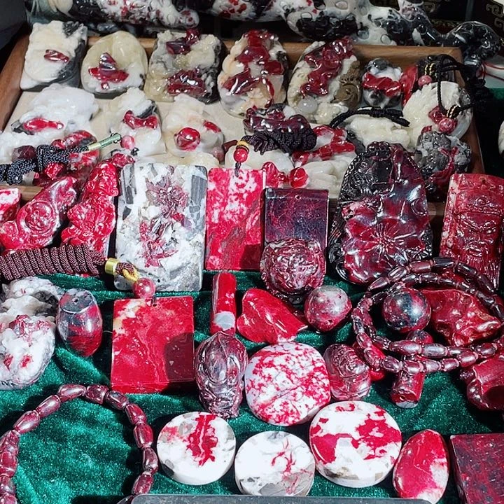 天然辰砂原石首饰