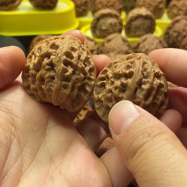 文玩核桃   苹果园