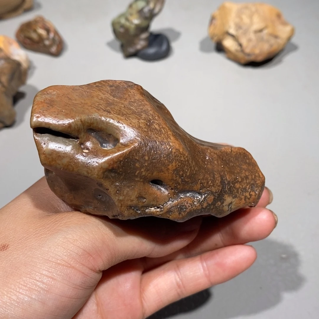 岁***好玛瑙/玉髓车挂合金9