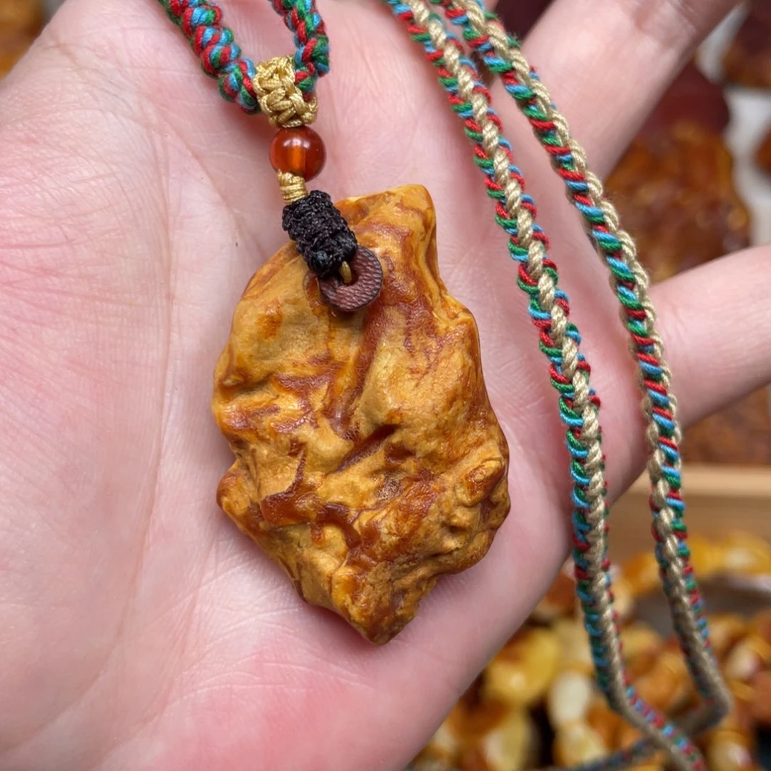 蜜蜡珠宝奇石未镶嵌