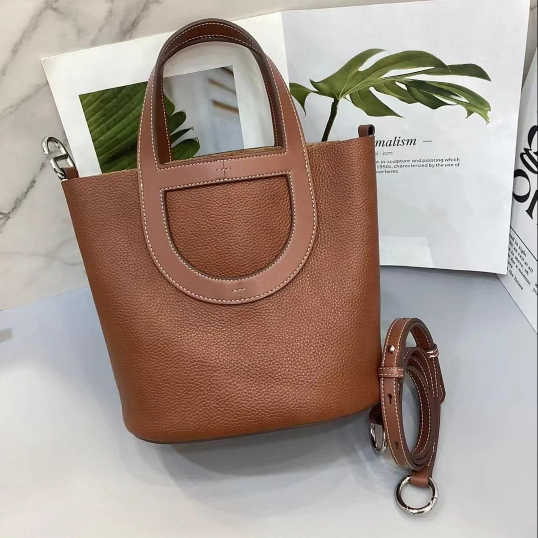 福宝皮水桶包猪鼻子托特包女头层牛皮单肩斜挎包轻奢小众菜篮子包