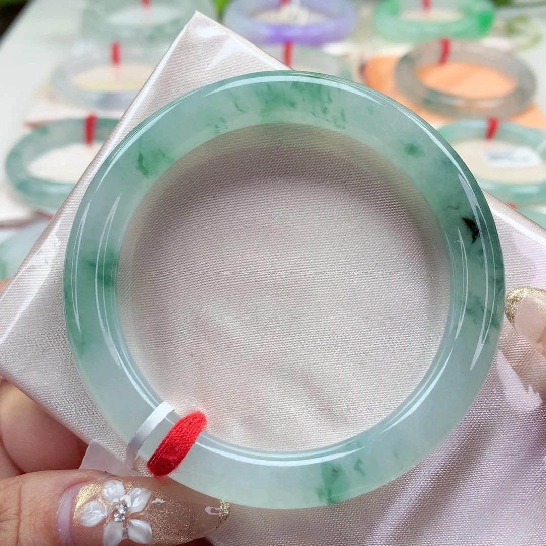 未镶嵌手镯（圆镯）翡翠57冰飘花 性价比 无纹裂 小柒