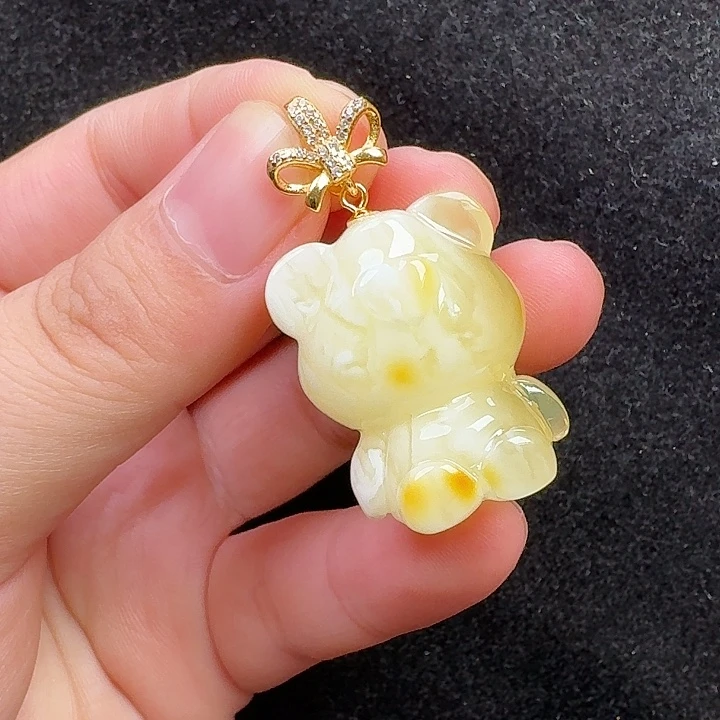 蜜蜡未镶嵌珠宝奇石