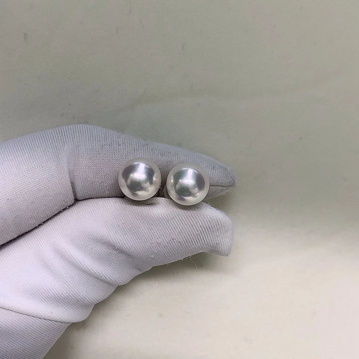 迷***恋18K金镶嵌海水珍珠耳钉7.5-8