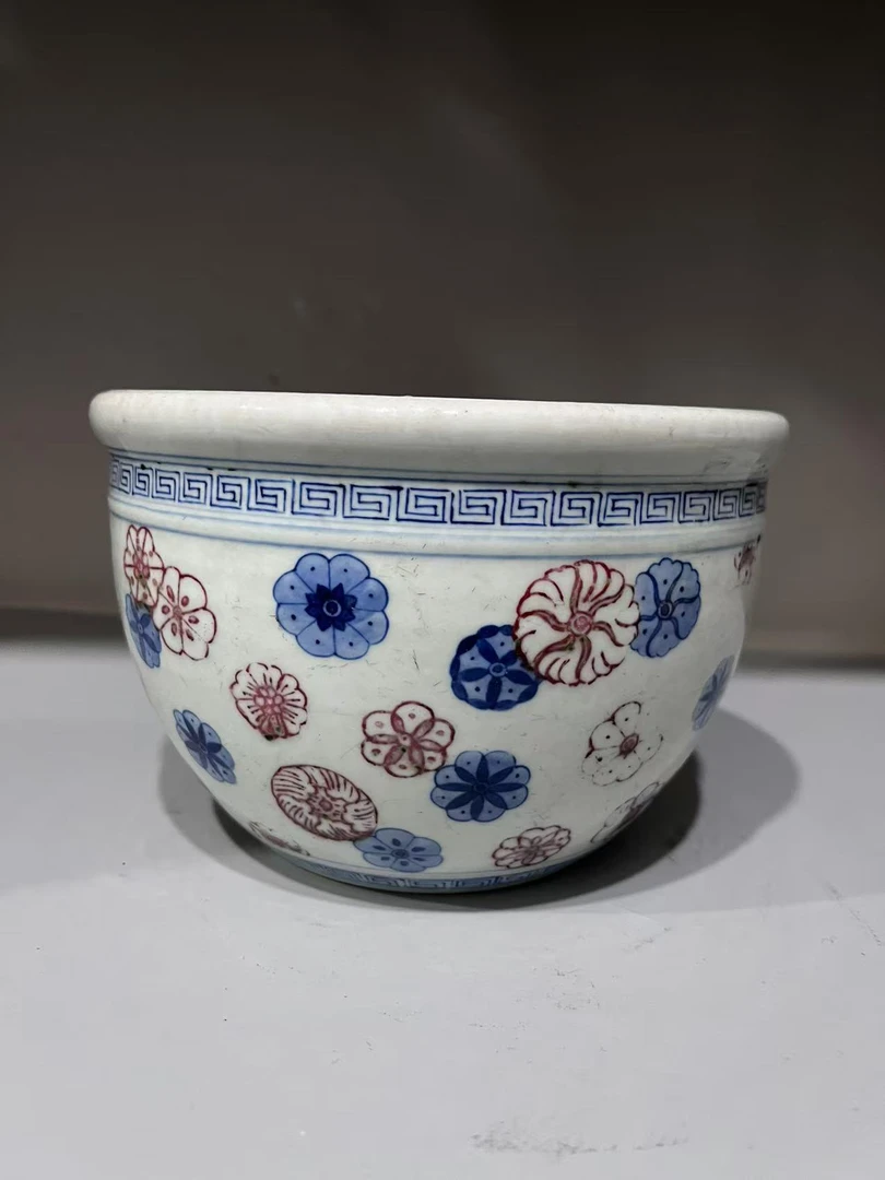 青花釉里红皮球花转缸