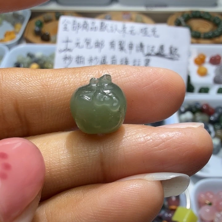 和田玉未镶嵌珠宝奇石