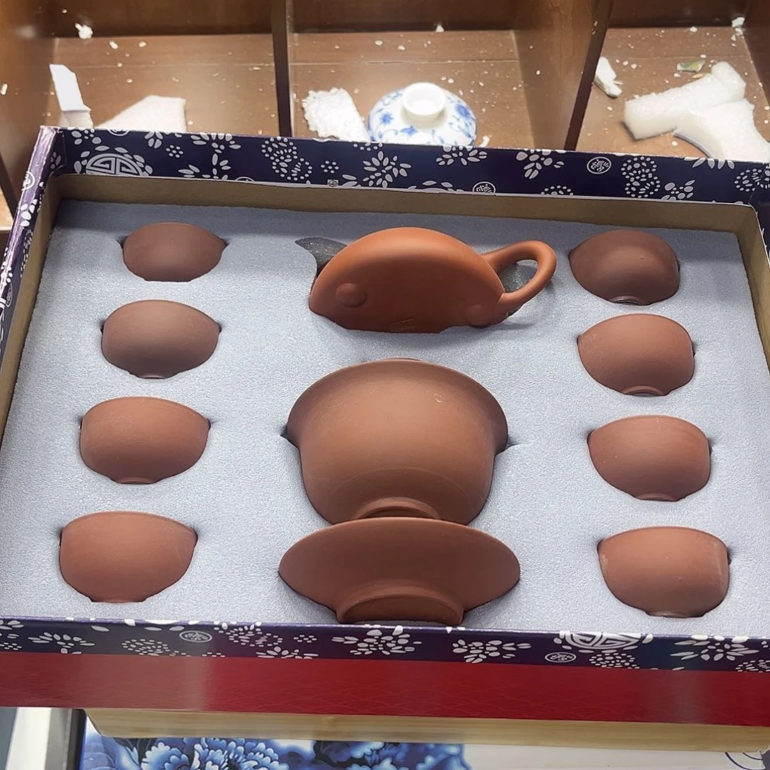 孤品茶具套装等。