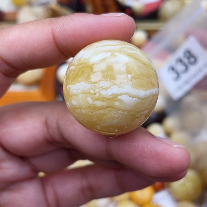 蜜蜡未镶嵌珠宝奇石小坑粉30.9