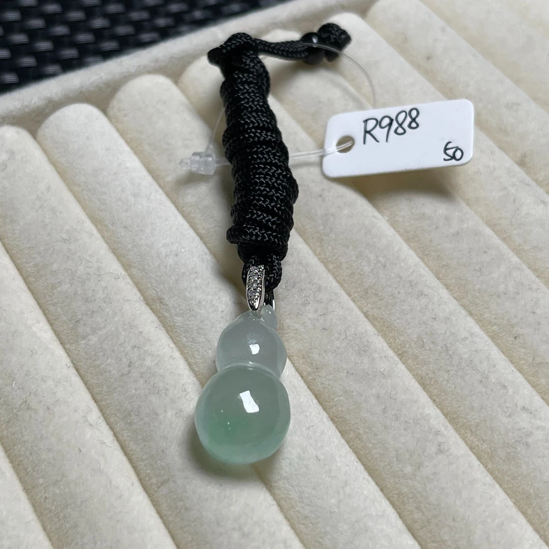 R988吊坠百搭男女款多样性发货其一