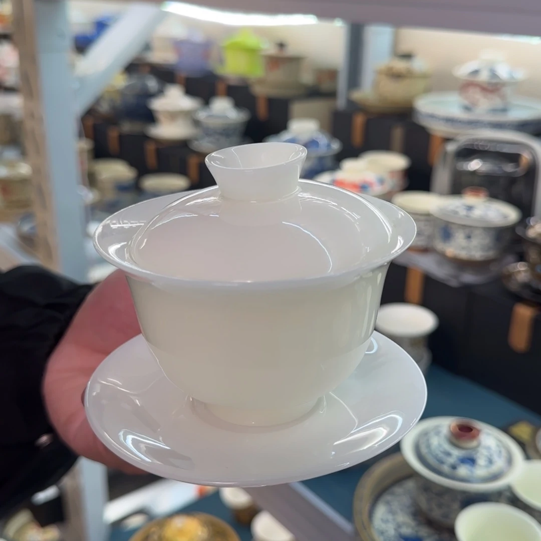 盖碗很好看很精致
