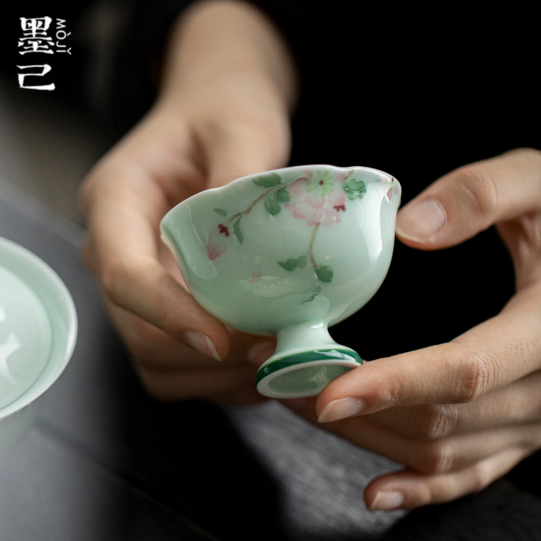 墨己花口高足茶杯家用陶瓷品茗杯功夫茶具手绘釉下彩梨花杯子单杯