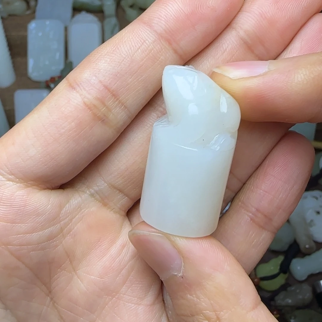 和田玉挂件未镶嵌