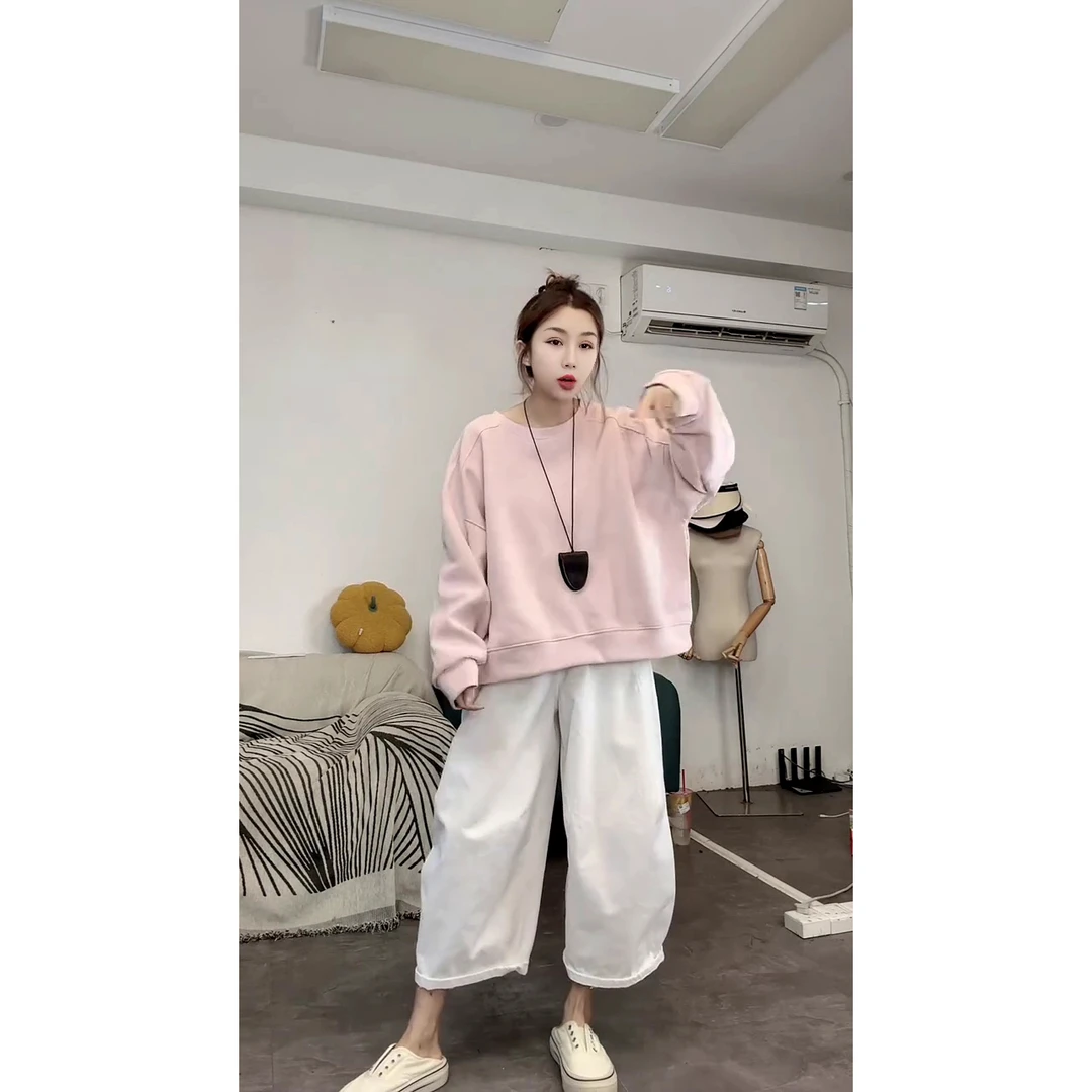 纯色常规款极简风圆领卫衣运动百搭秋冬上衣