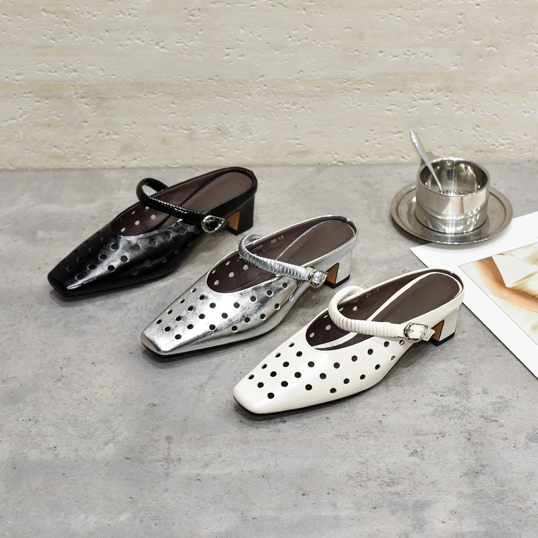 法式包头拖镂空洞洞鞋2025夏季新款赫本风中跟百搭凉拖鞋真皮女鞋