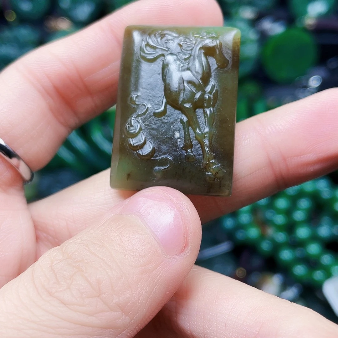 和田玉未镶嵌珠宝半成品