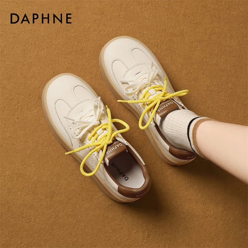 达芙妮经典双色鞋带小白鞋春季新款厚底休闲滑板鞋女运动德训鞋