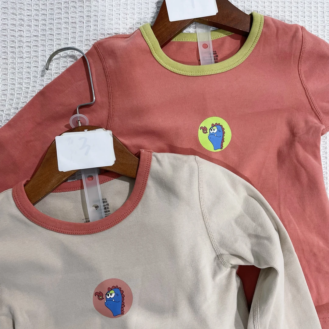 秋冬季三只小鸭-喷火恐龙套装   82022