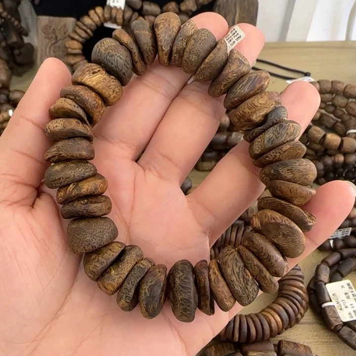 沉香手串一陆河多样性发货一条卡15-31克