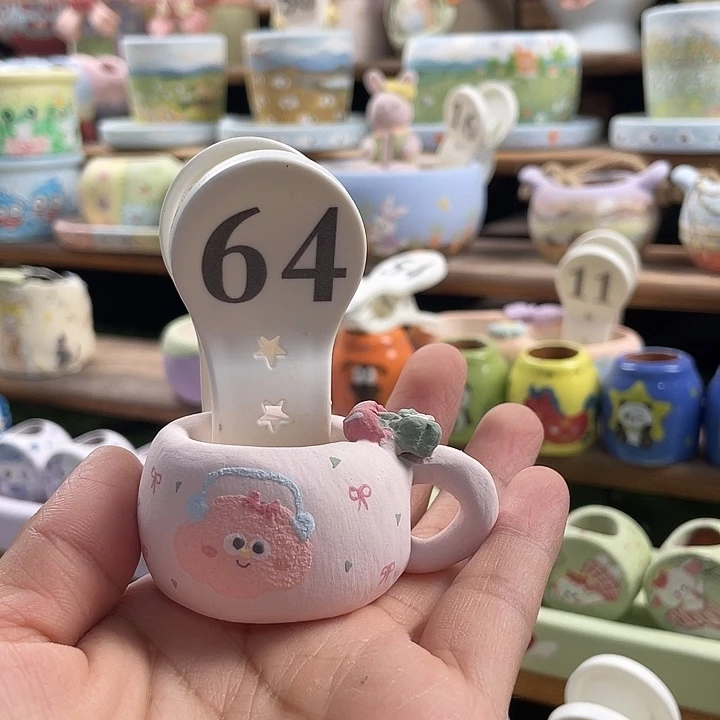 64…..开播手绘花盆