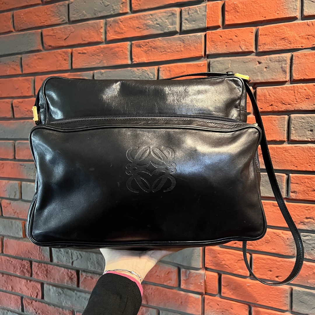 95新 LOEWE/罗意威 罗意威黑金皮面 双层相机包 斜挎包 男包