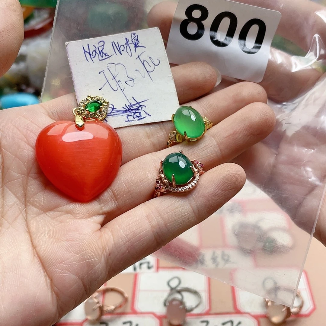 合金颈饰玛瑙/玉髓水*?