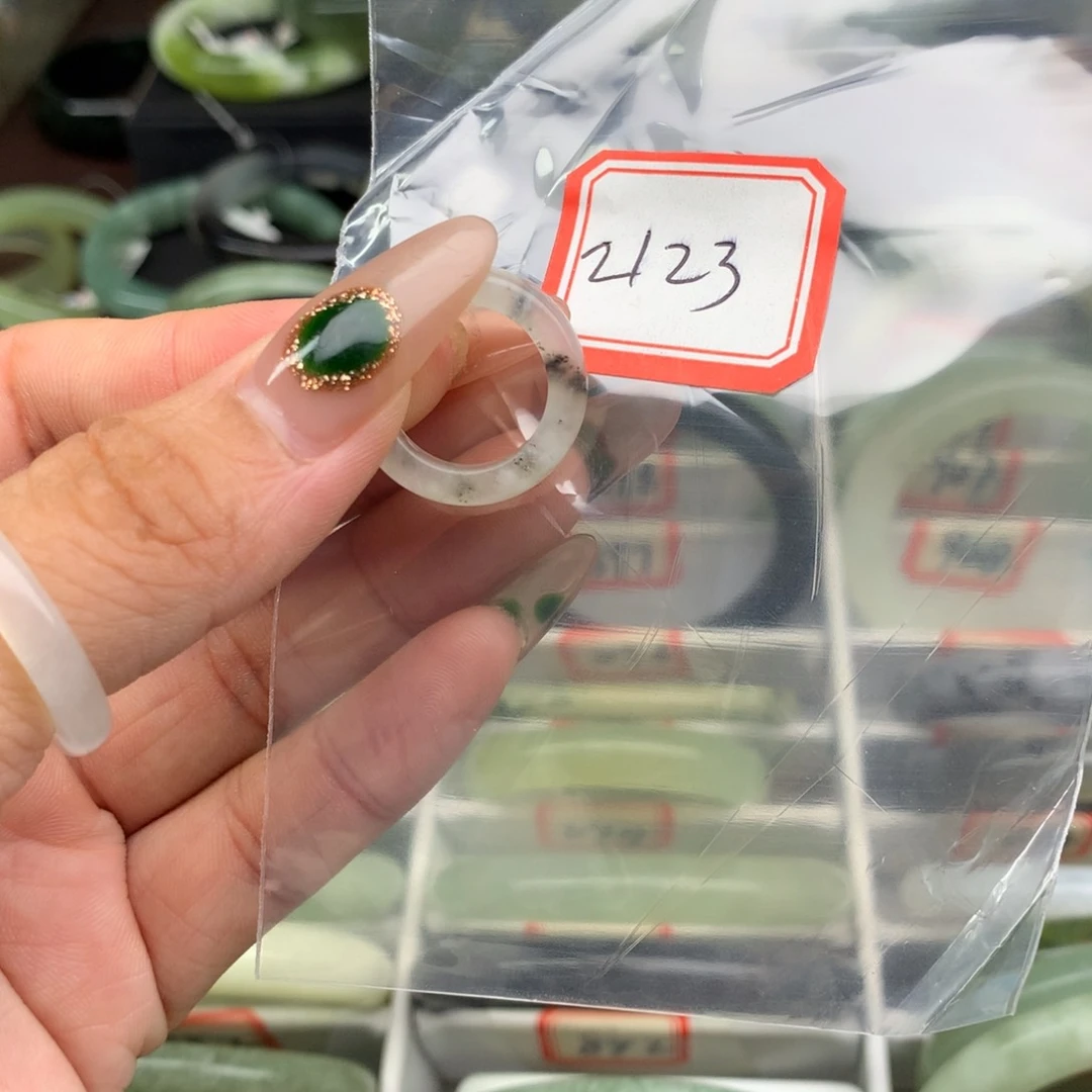 他***模蛇纹石玉未镶嵌手镯2123