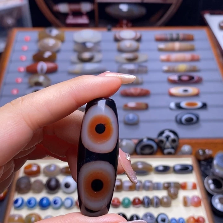 喔***撞玛瑙/玉髓颈饰未镶嵌