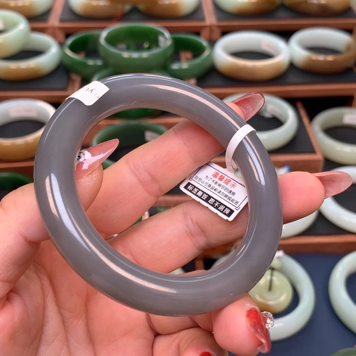 和田玉5657圈口未镶嵌