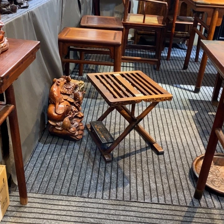 贡木淡****。京城木器文房雅玩