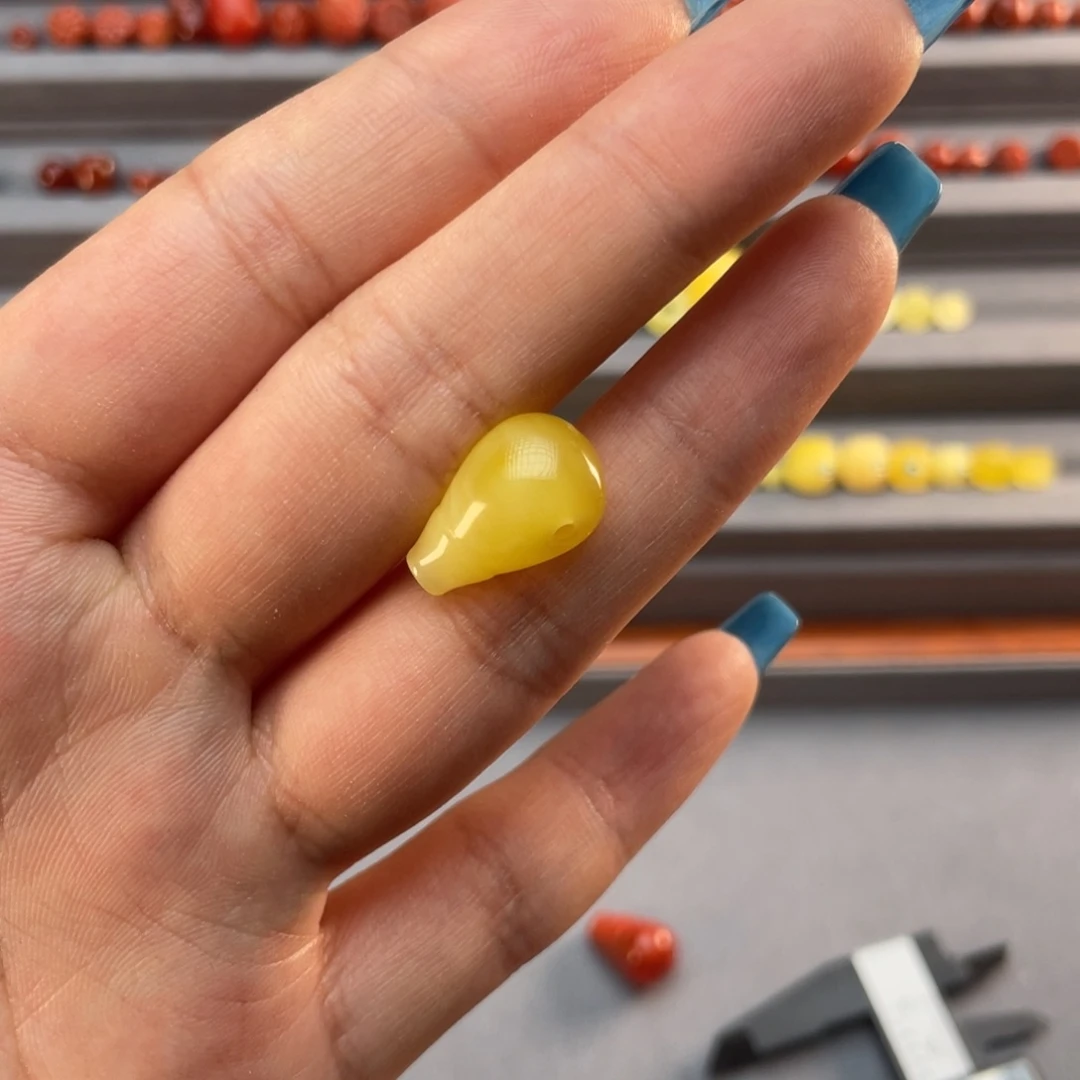 琥珀未镶嵌戒指H*三桶蜜蜡