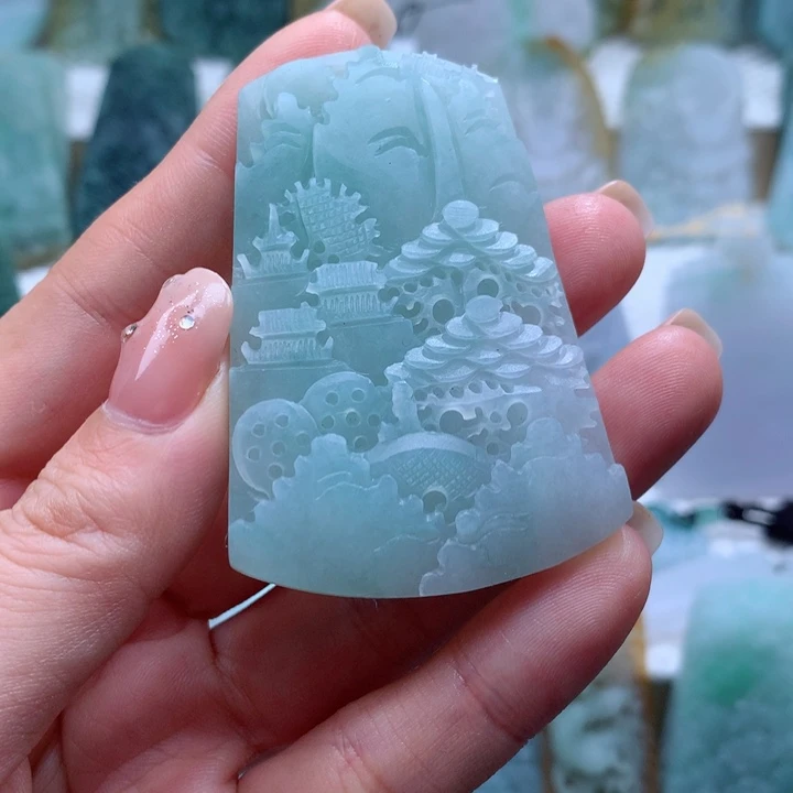 定制翡翠未镶嵌山水牌