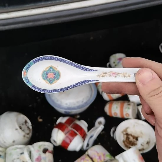 瓷器微瑕不退不换5个