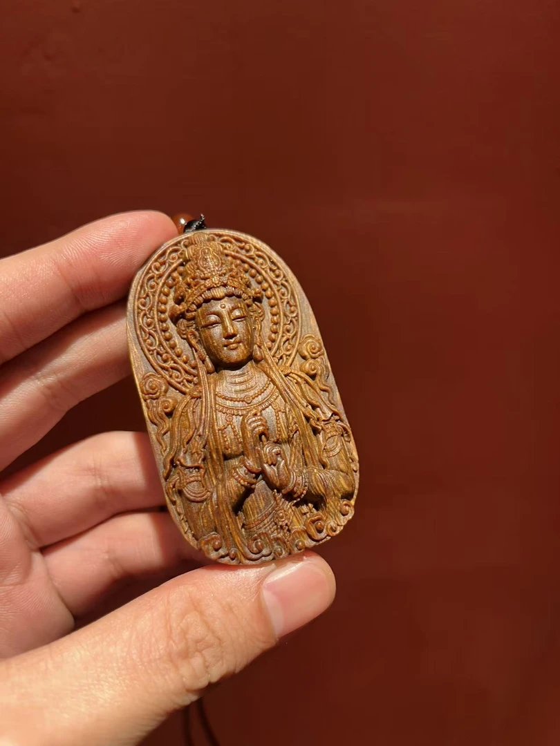 自然结香收藏级【合十结印观音】7*4精工雕刻佛牌吊坠