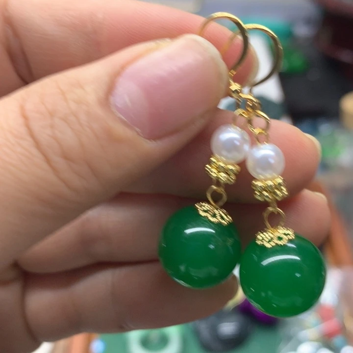 颈饰未镶嵌翡翠吊坠