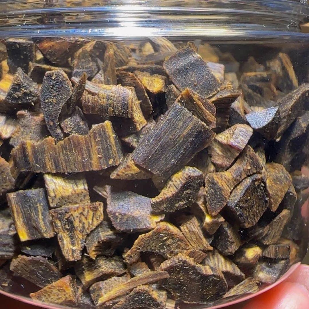 沉香手把件两***?沉香奇楠米粒白露薰香50克