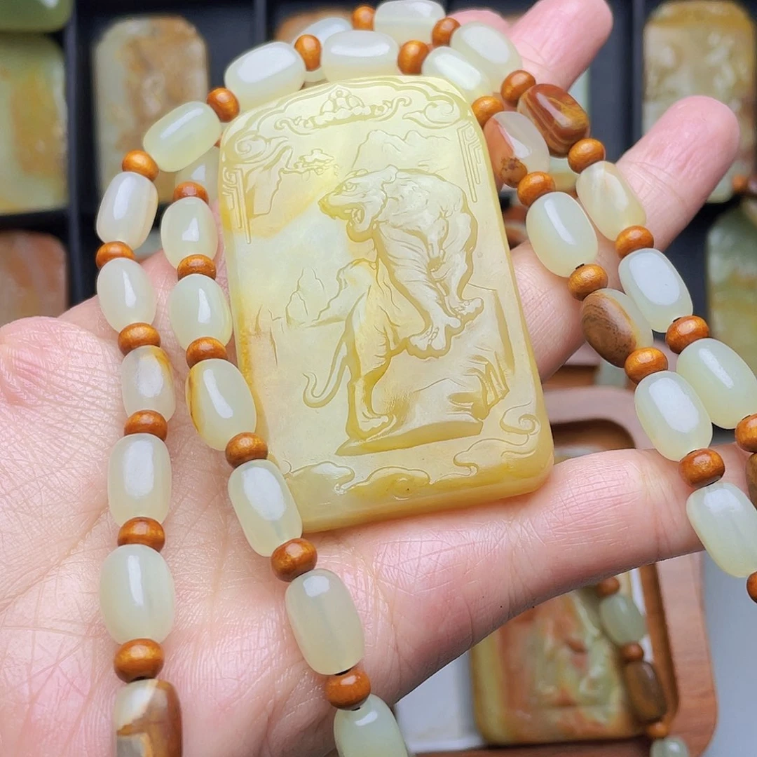 阿*新疆昆仑山料牌子