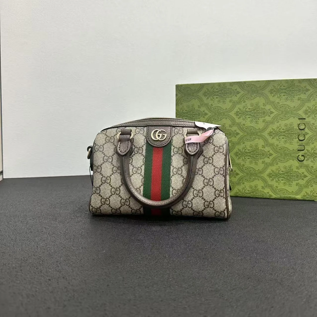 未使用 GUCCI/古驰 壹所/波士顿枕头包20 焦糖色斜挎包 元旦