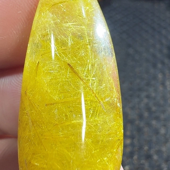 未镶嵌颈饰水晶众***醉