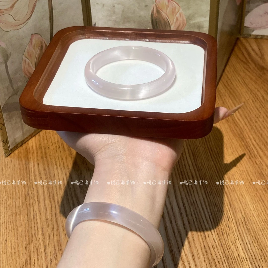 白月光冰透玉镯子ins新中式玉镯母亲节气质小众礼物轻奢女士手镯