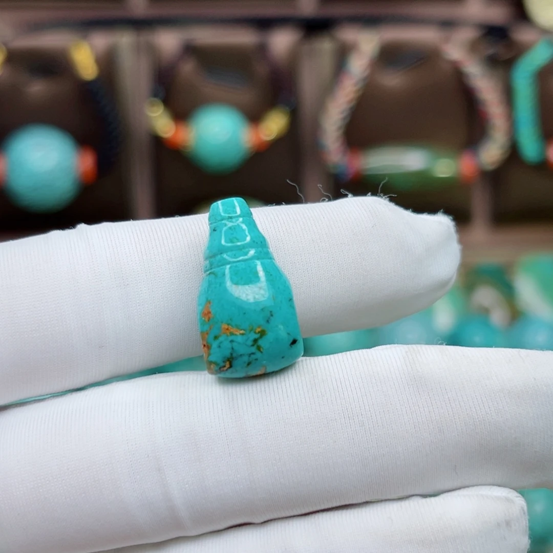 绿松石未镶嵌纯天然原矿绿松石