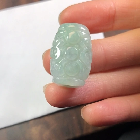 翡翠未镶嵌颈饰缅甸A货，每天下午1点半开播
