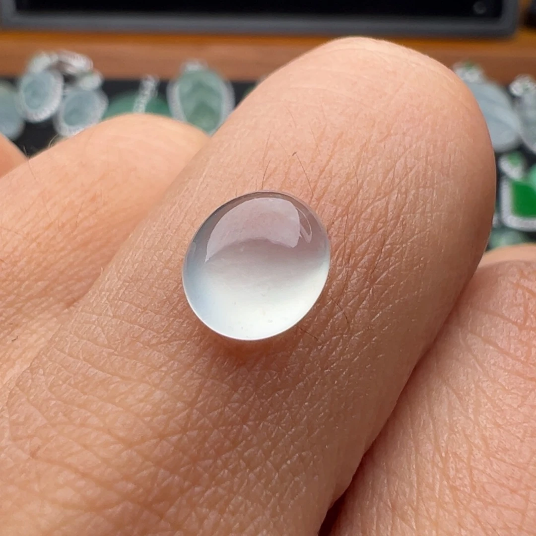 翡翠未镶嵌颈饰蛋8.3