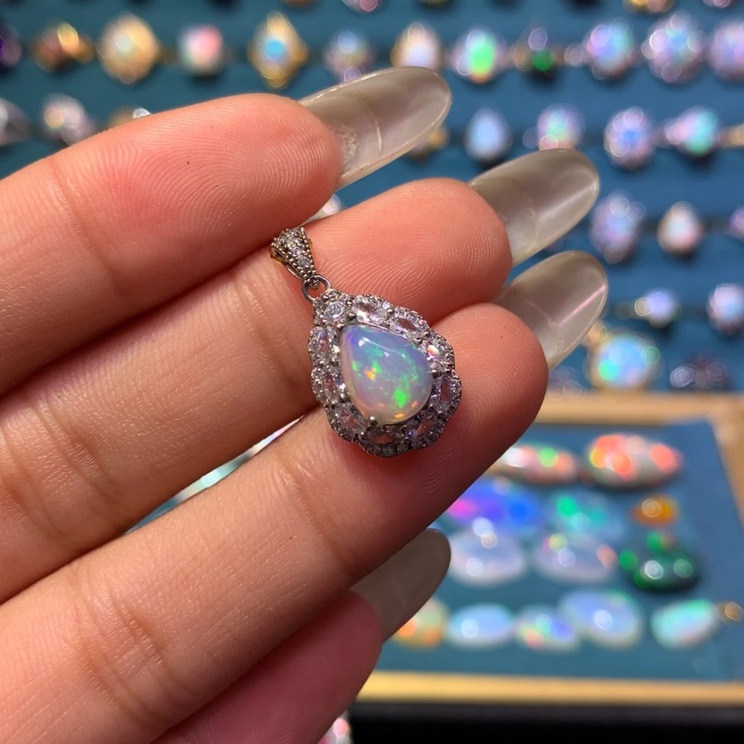 欧泊银S925镶嵌吊坠款