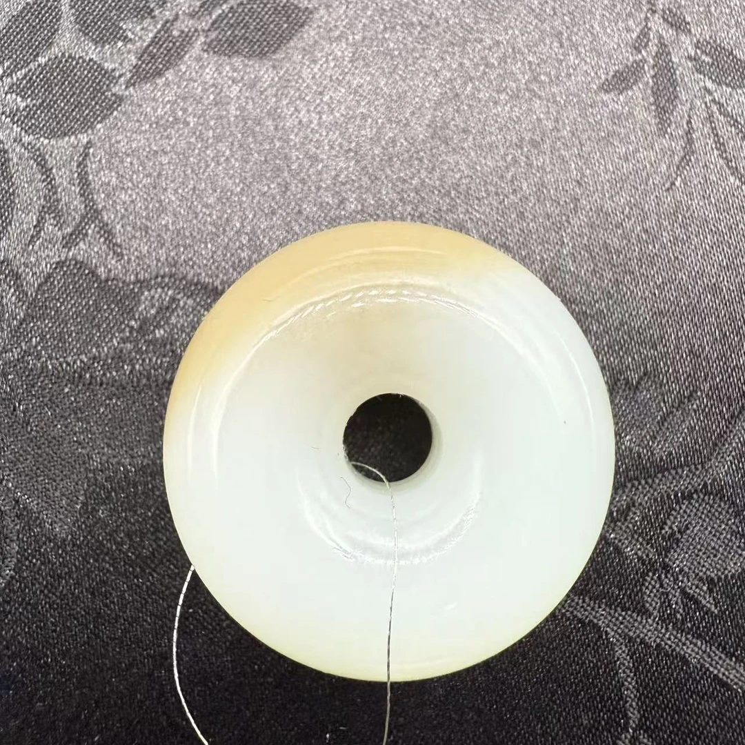 【国玉甄品】 DZ066 和田玉糖玉平安扣吊坠15.3X33mm