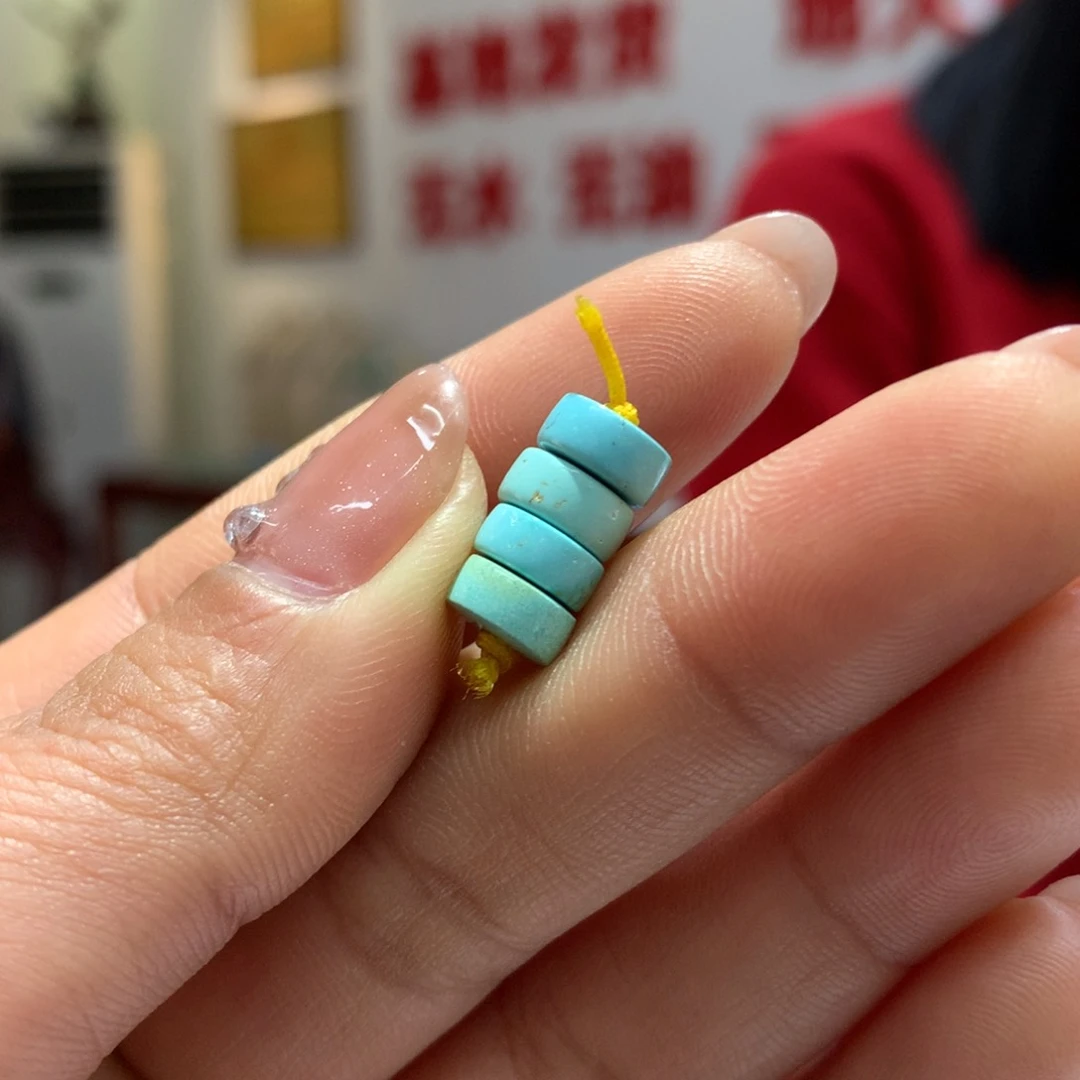 绿松石配饰未镶嵌