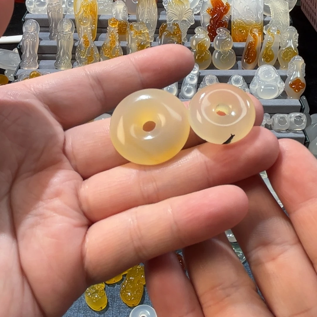 玛瑙/玉髓未镶嵌颈饰