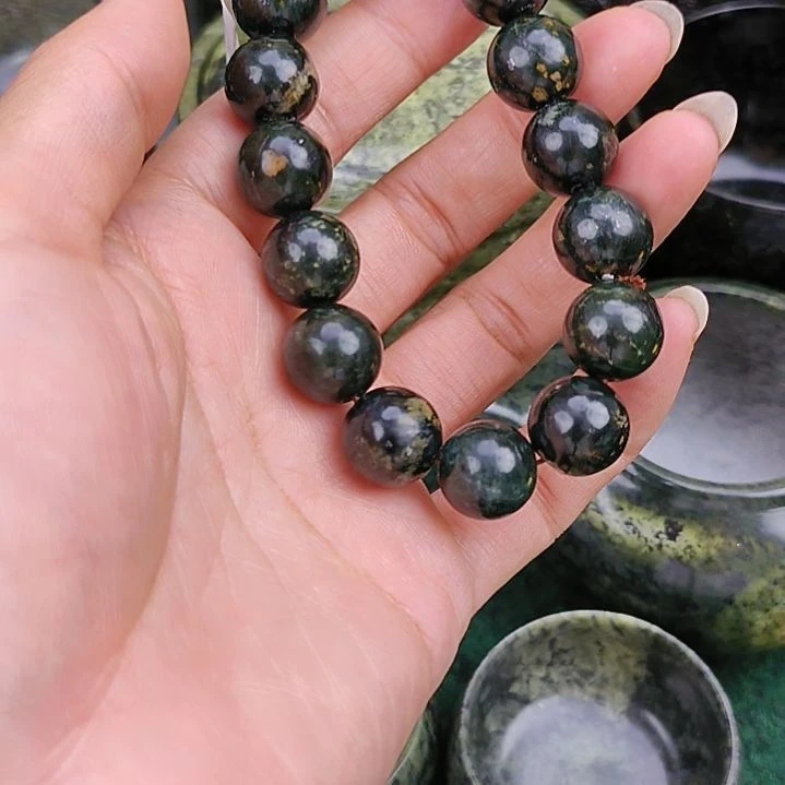 蛇纹石玉未镶嵌14手串