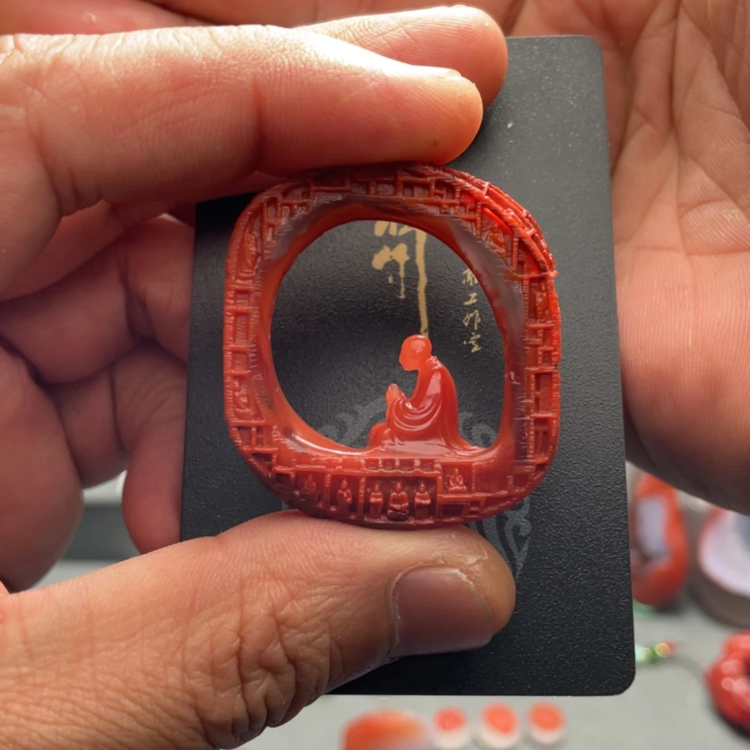 城***南红玛瑙未镶嵌挂件