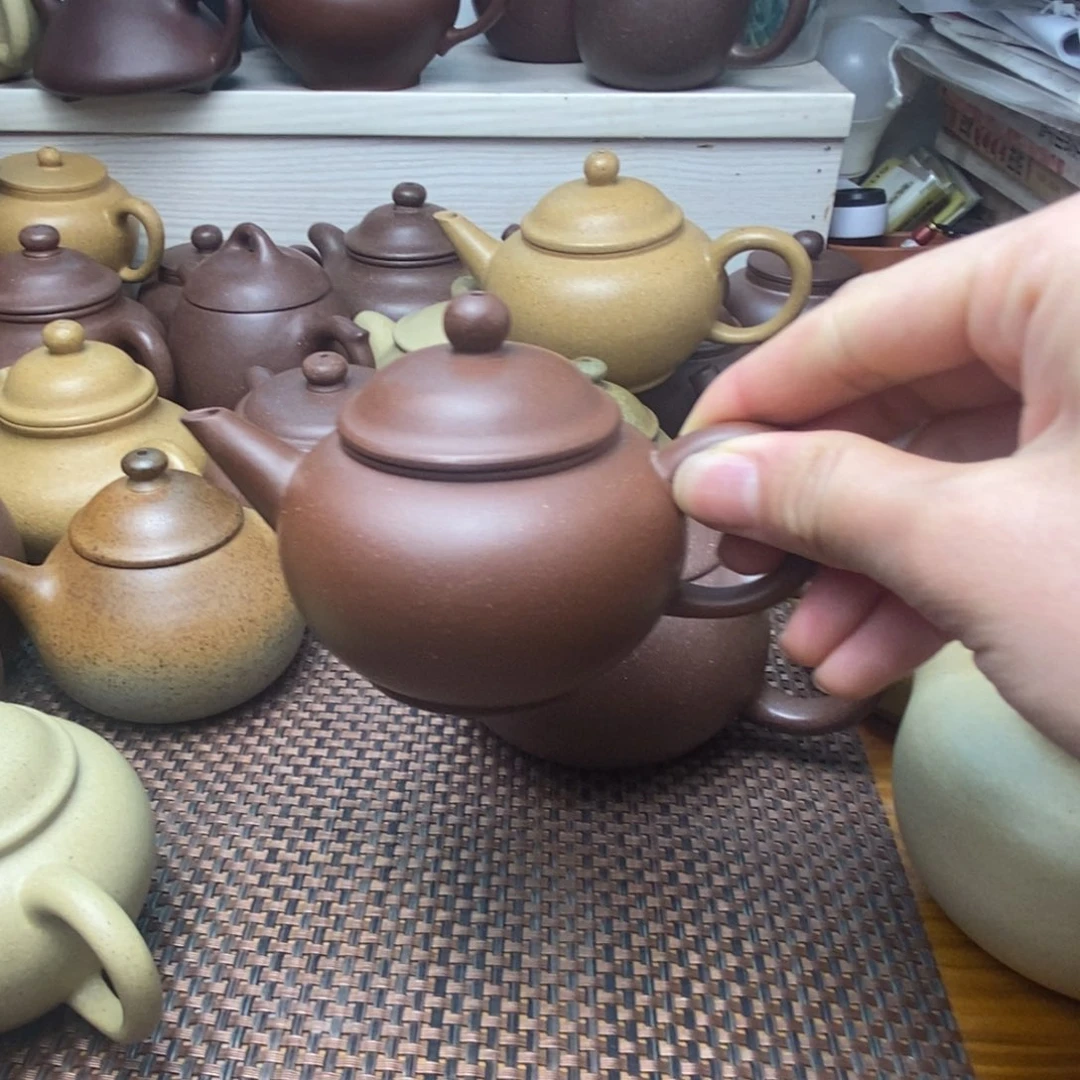 紫砂茶壶清**扬微瑕底槽清